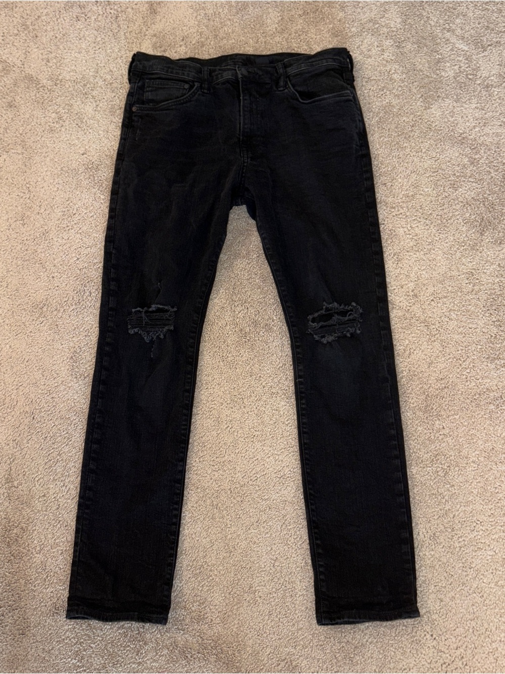 Men's Skinny Black Distressed Jeans Size: 38/32